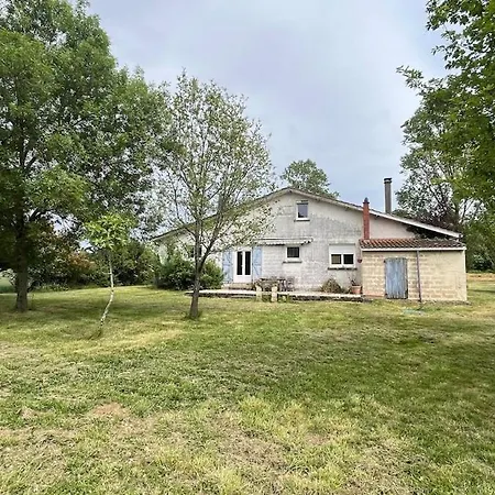Le Bedat 2 Holiday home